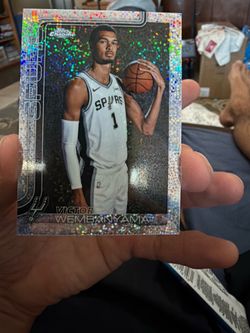 Wembanyama Topps chrome update image variation speckle ssp