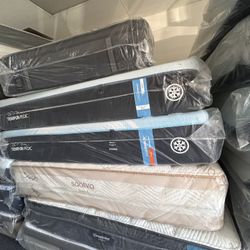 Name Brand Mattresses