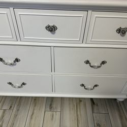 White Wood Dresser