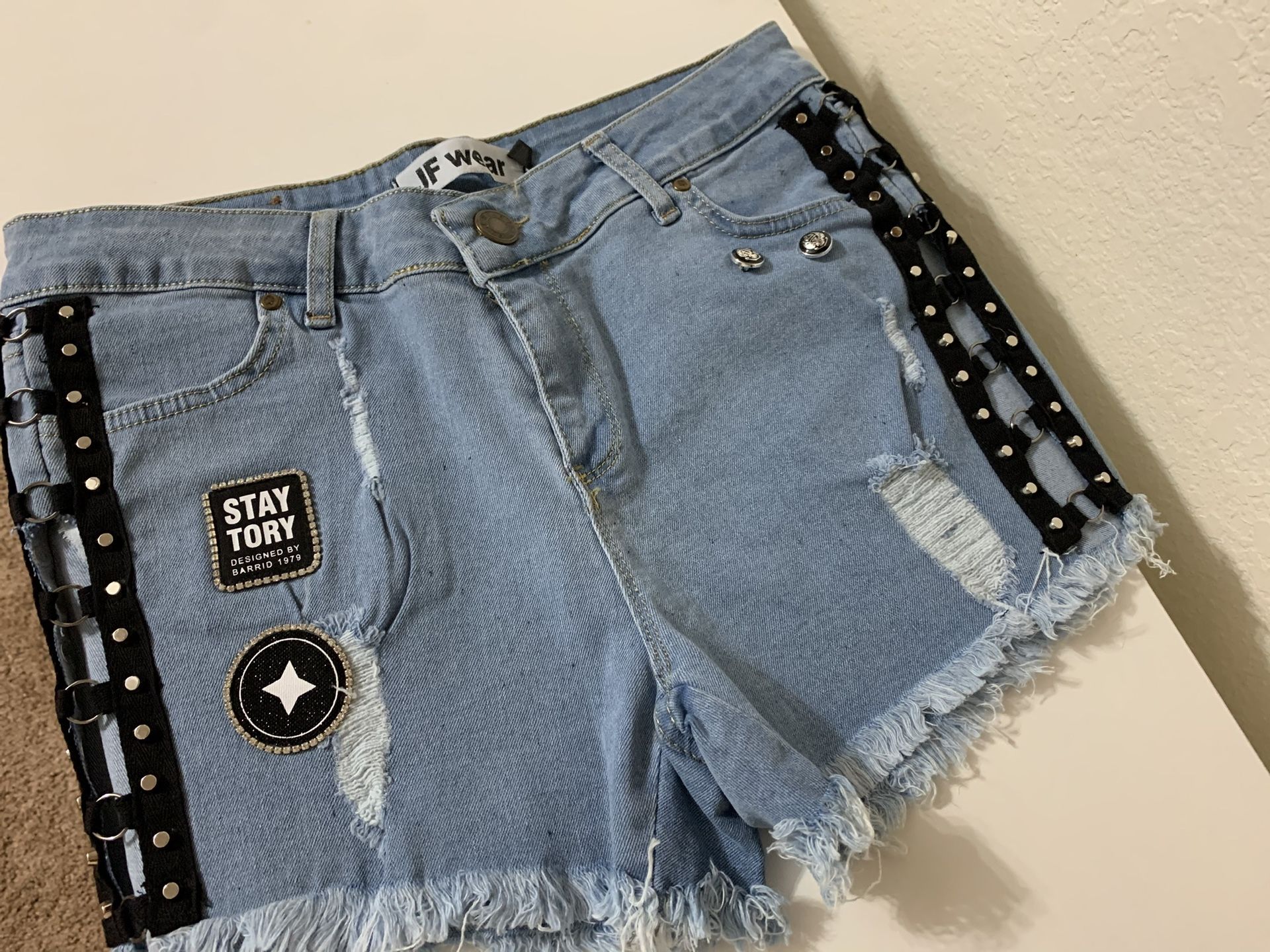 Women short