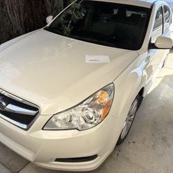 2011 Subaru Legacy Limited 
