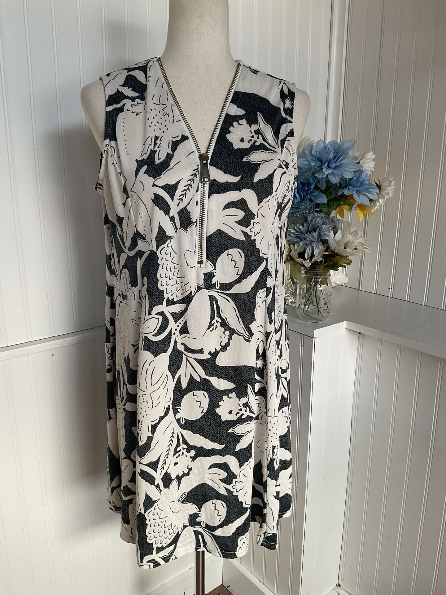 White & Black Summer Floral Print Dress