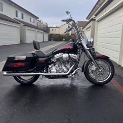 2007 Harley Davidson Road King Low miles