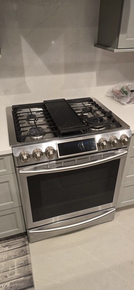 Gas Slide In Range 30 Inches