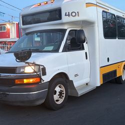 2013 Chevrolet Express 4500 shuttle bus