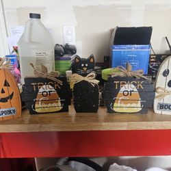 Halloween Decor