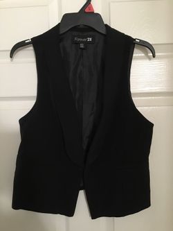 Forever 21 Women's Black Vest Medium