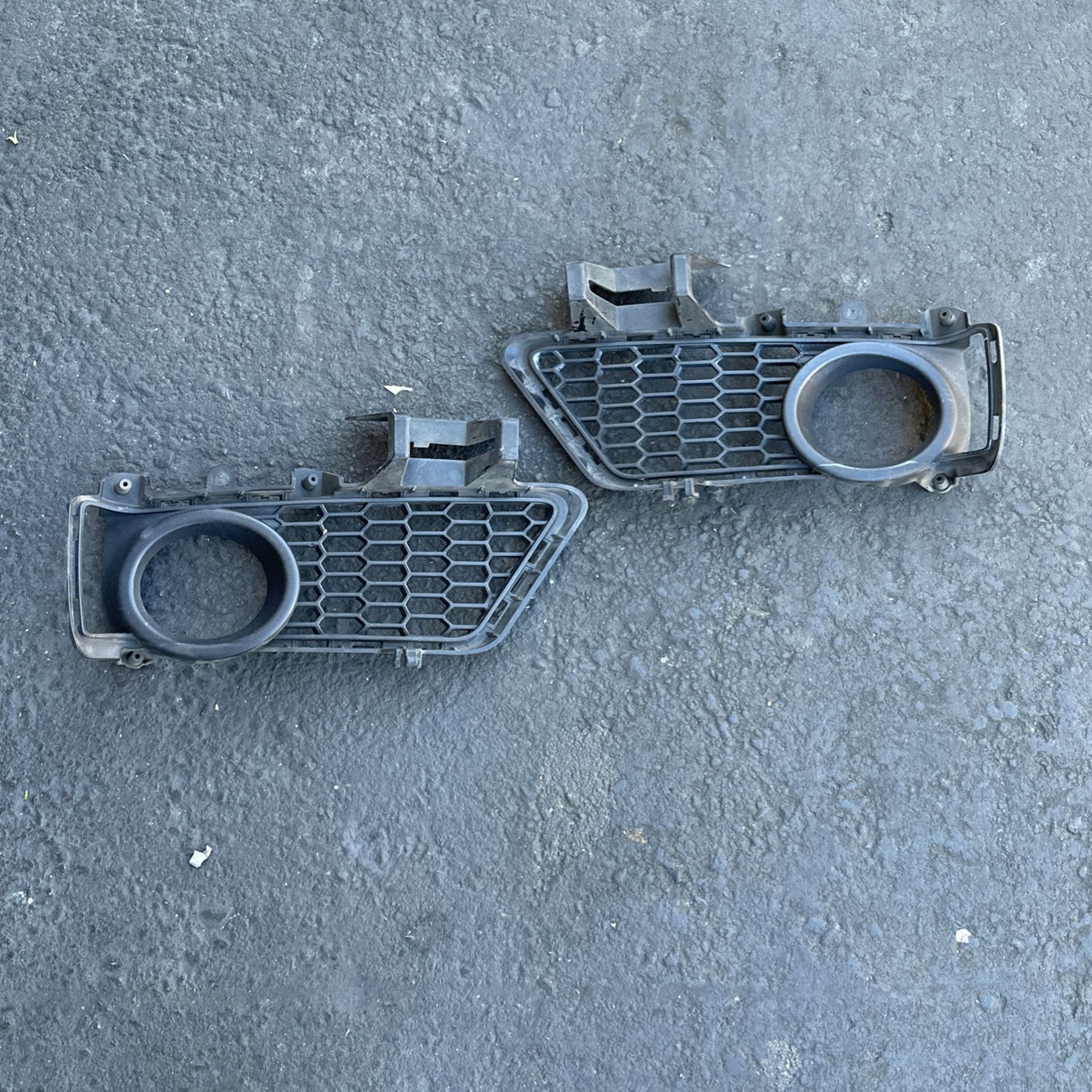 BMW F30 3-Series M Sport Front Bumper W/ Fog Light Grilles