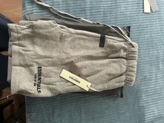 Essentials fear of god shorts