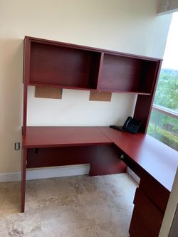 Nice office desk