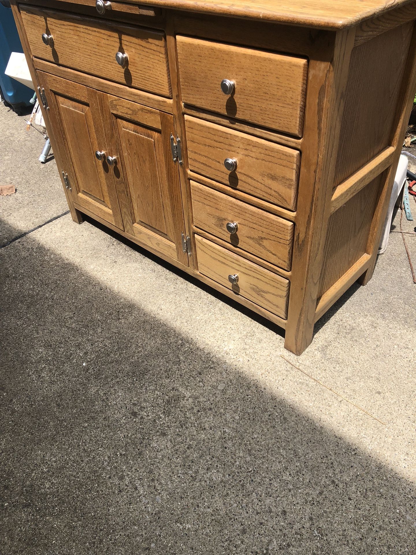 dresser/desk