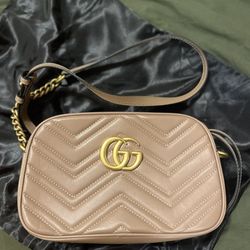 Gucci Marmont Small Shoulder Camera Bag
