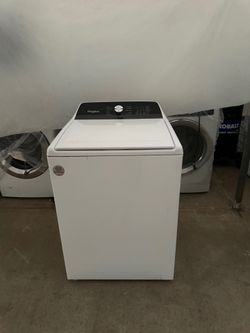 Whirlpool washer laundry