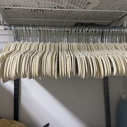 100 Bege Velvet Hanger 