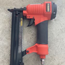 Husky Brad Nailer 
