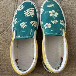 Brand New Hawaiian Flower Vans 