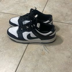 Panda Dunks Size 11