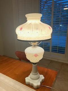 Antique Electric Hurricane Flor All Lamp