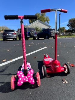 Minnie and Radio Flyer scooter lot