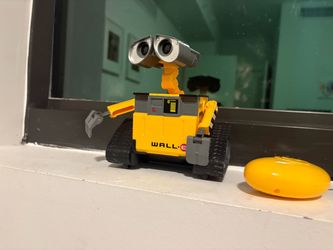 Wall-e remote control