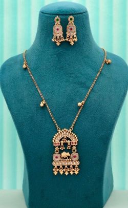 Trendy Kashmiri Necklace Set