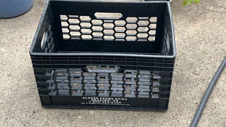 2 Milk Crates $5 each  Pick up at Mill Basin Brooklyn 11234