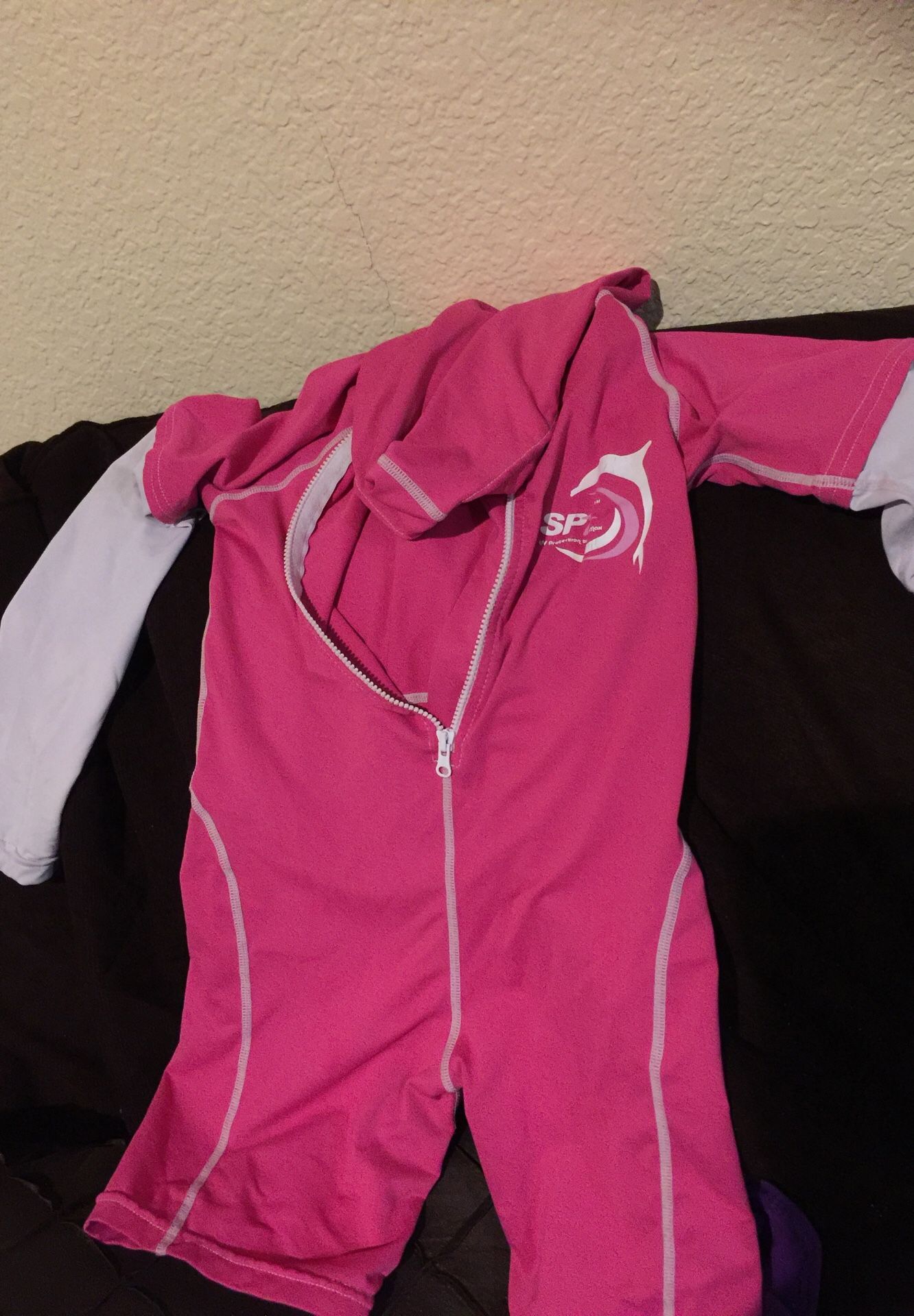 Girls swimsuit size 6