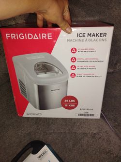 26 Lb Counter Top Ice Maker 