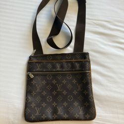 LV Cross Body Pristeen Condition 