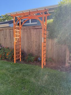 Wood Garden Arch with Trellis Sides