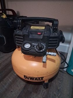 6 gal Dewalt compressor