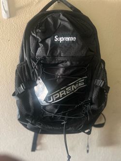 Supreme logo backpack