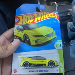 Hit Wheels Nissan Leaf Nismo Treasure Hunt