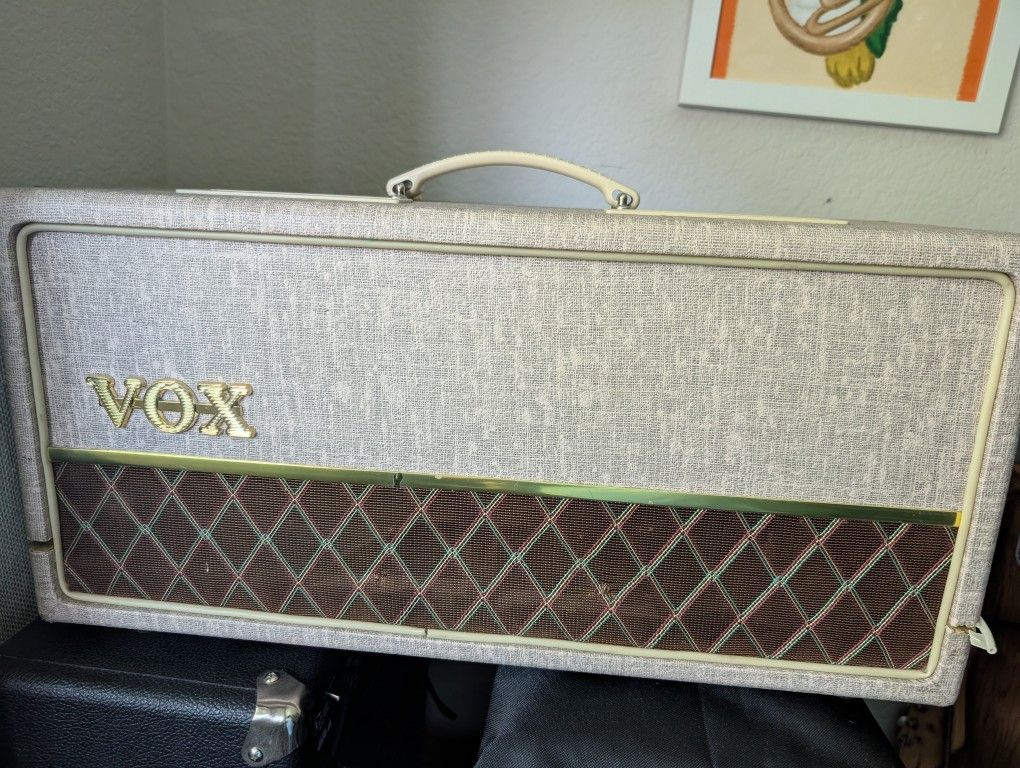 Vox AC30 Cabinet Cut To Amp Head