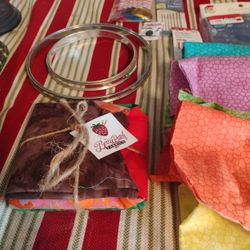 Fabric Quarters,Sewing Needles,Yarn kniting Needles