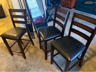 Table and 3 chairs