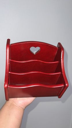 Mail/paper Heart cutout Holder 
