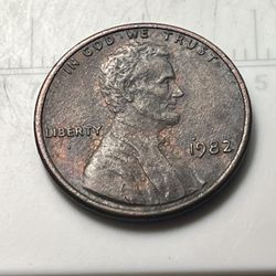 1982 Penny 2.55gr. 251 Gr 