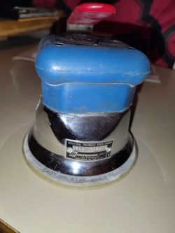 Vintage Sander In Good Condition 