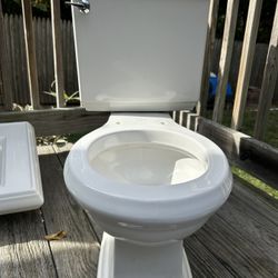 KOHLER “MEMOIRS” Toilet 