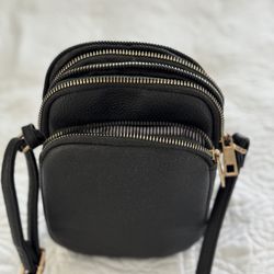 Small Black leather crossbody purse 