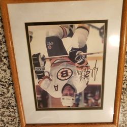 Autographed Adam Oates framed and matted picture with COA