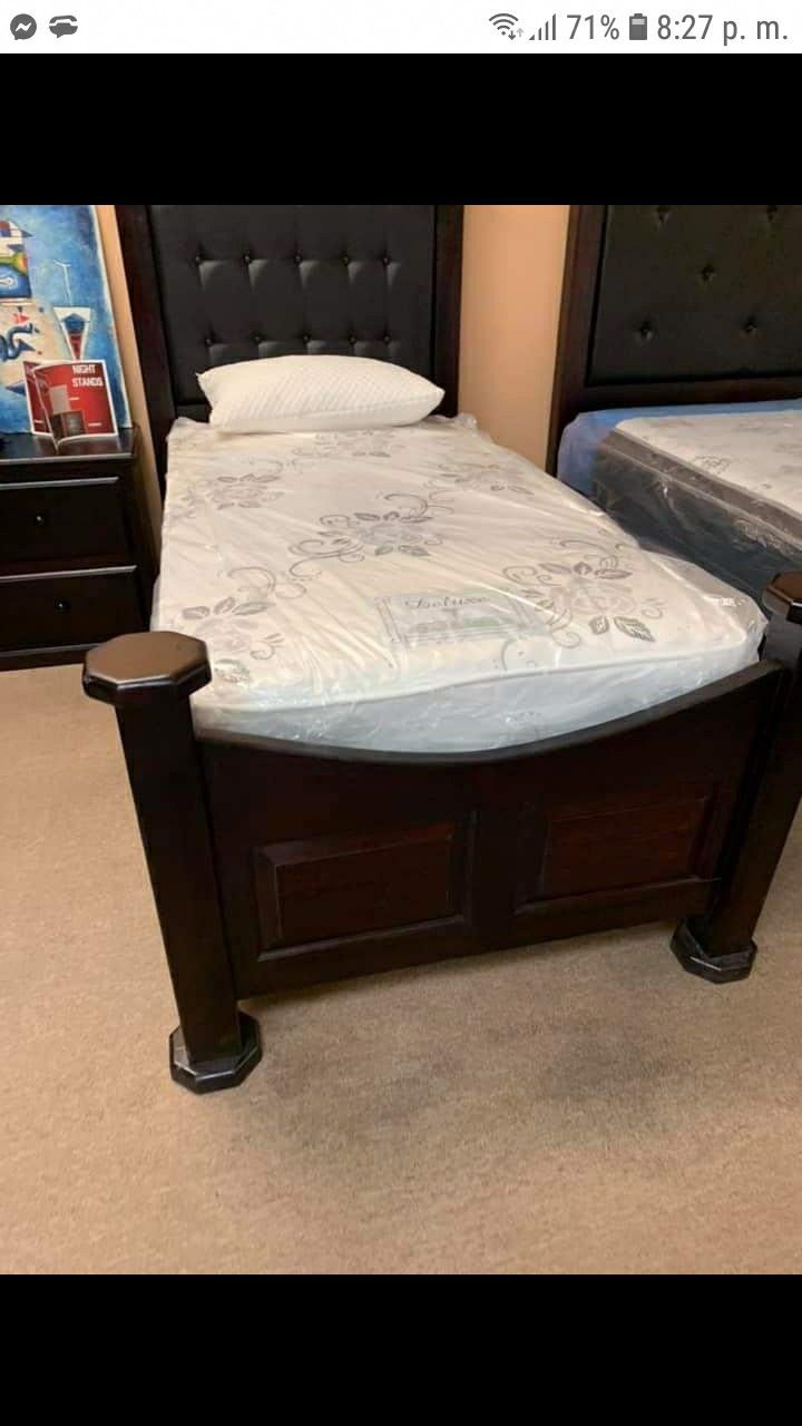 Pinewood bed frame with mattress included Twin Size