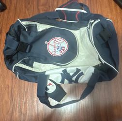 New York Yankees MLB Baseball Blue/Gray Duffel Bag with Shoulder Strap