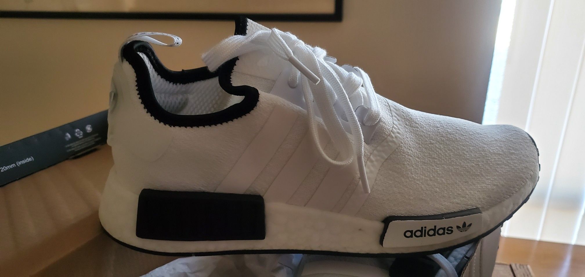Adidas NMD R1 WHITE AND BLACK New in box 13
