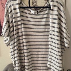 Plus Size Womens cream/blue Womens cardigan Size 1X New 