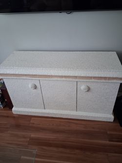 Faux storage unit!