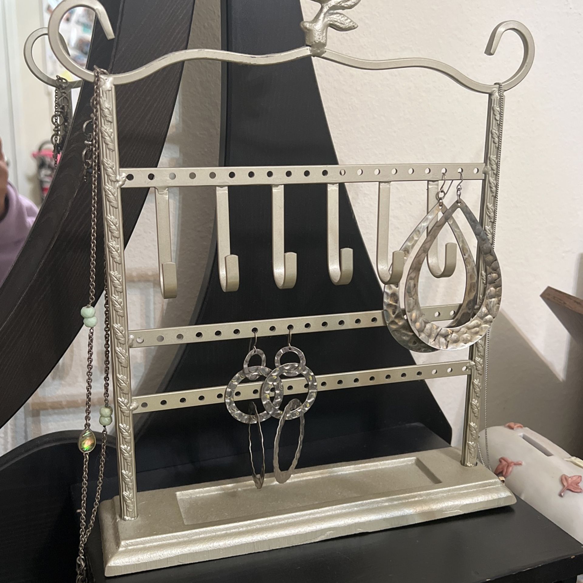 Jewelry Rack 