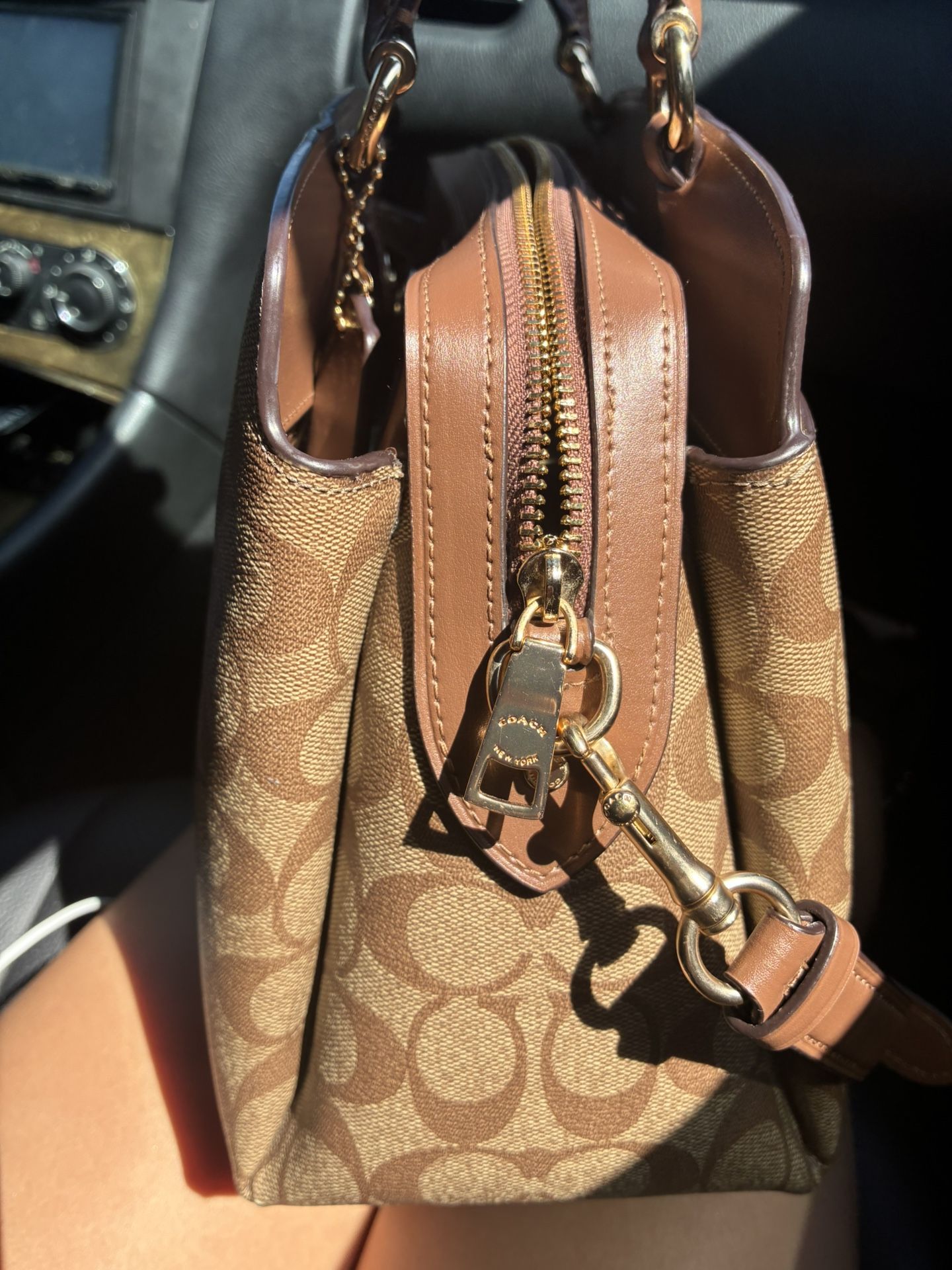 Coach -crossbody bag