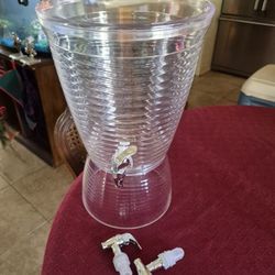 Plastic Drink Server